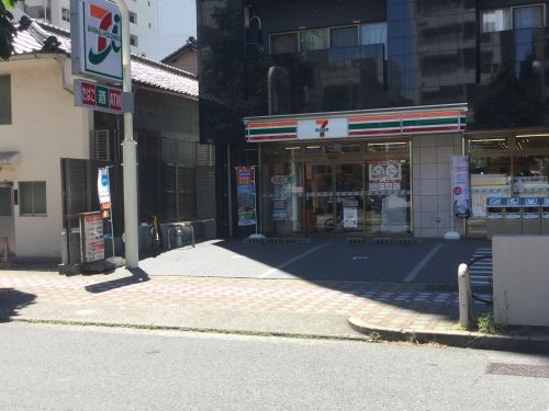 コンビニ　セブンイレブン 名古屋丸の内2丁目店（コンビニ）まで96m