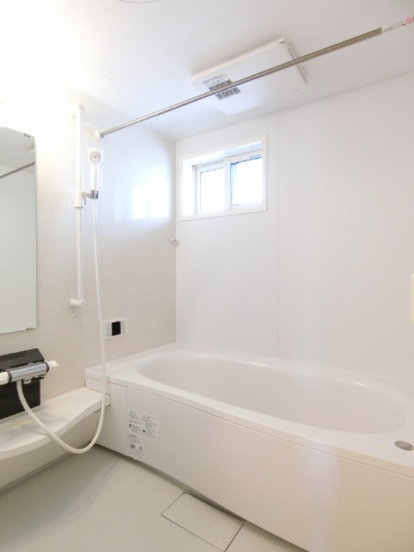 バス・シャワールーム　図面と現状に相違がある場合には現状を優先