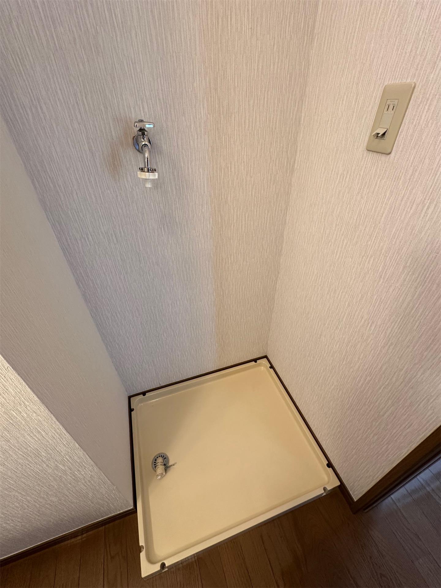 洗面設備　洗濯機置場