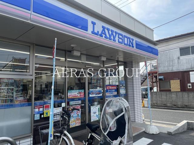 コンビニ　ローソン 世田谷北烏山三丁目店（コンビニ）まで257m