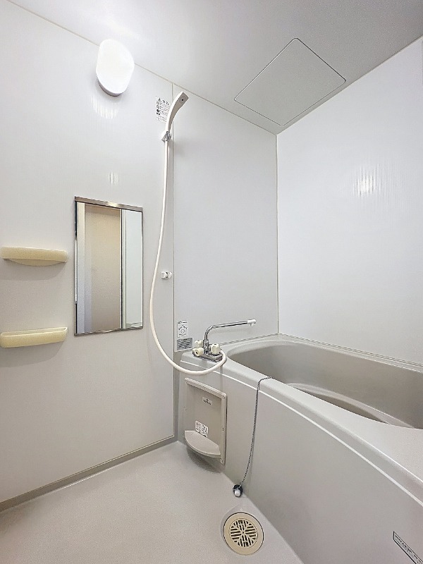 バス・シャワールーム　清潔感のある快適バスルーム♪