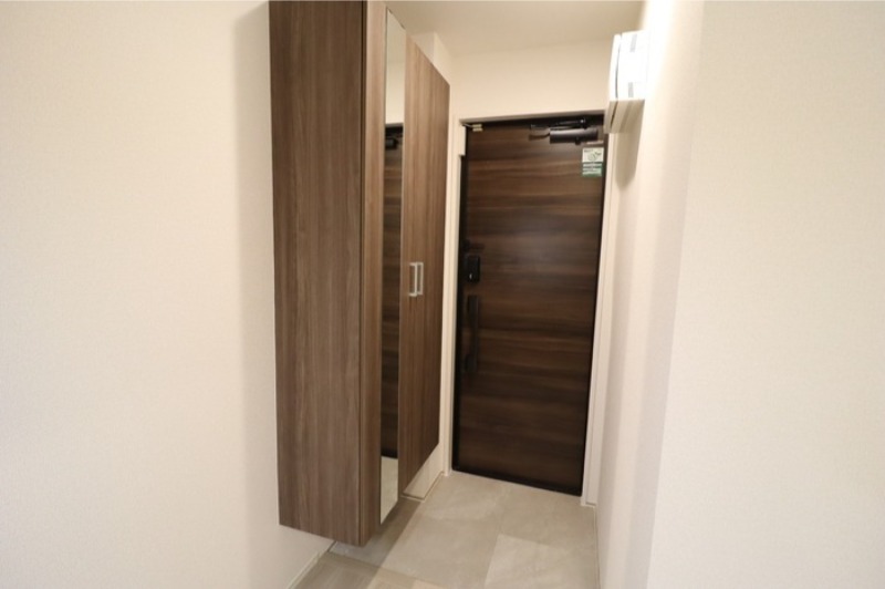 玄関　図面と現状に相違がある場合には現状を優先