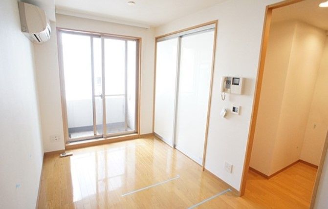 居室・リビング　☆明るい居室☆