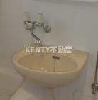 洗面設備　明るい洗面所です