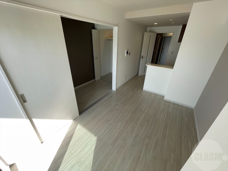 居室・リビング　８．４帖のリビング