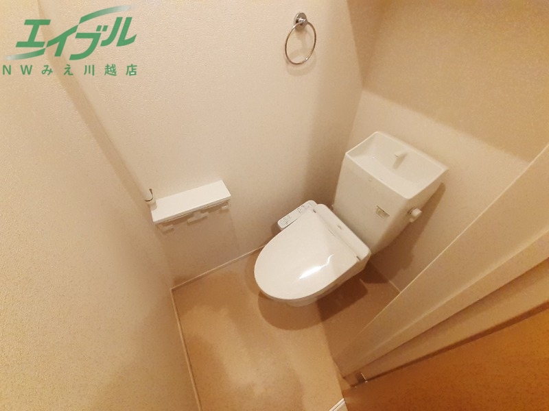 トイレ　反転タイプ参考写真