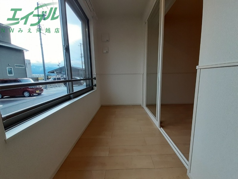 バルコニー　反転タイプ参考写真