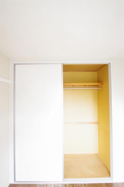 収納　類似室内