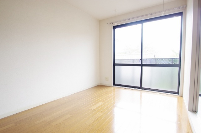 居室・リビング　類似室内