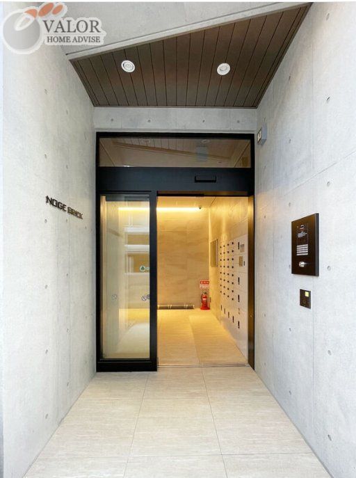 エントランス　エントランス