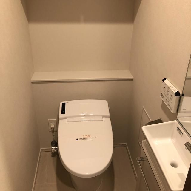 トイレ　ゆったりとした空間のトイレです