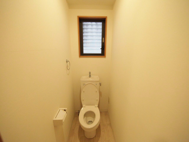 トイレ　洋式トイレ（温水洗浄便座設置可）