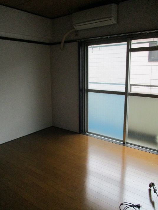 岡本マンション/池上の居間写真