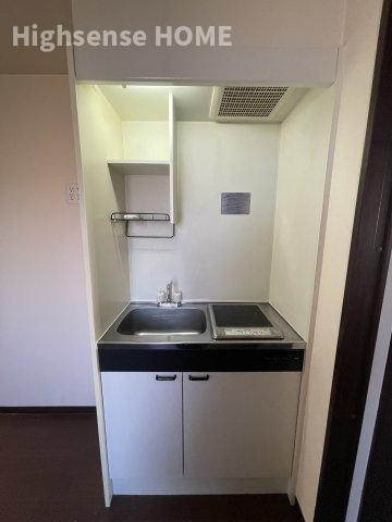 キッチン　コンパクトなキッチンで掃除もラクラク