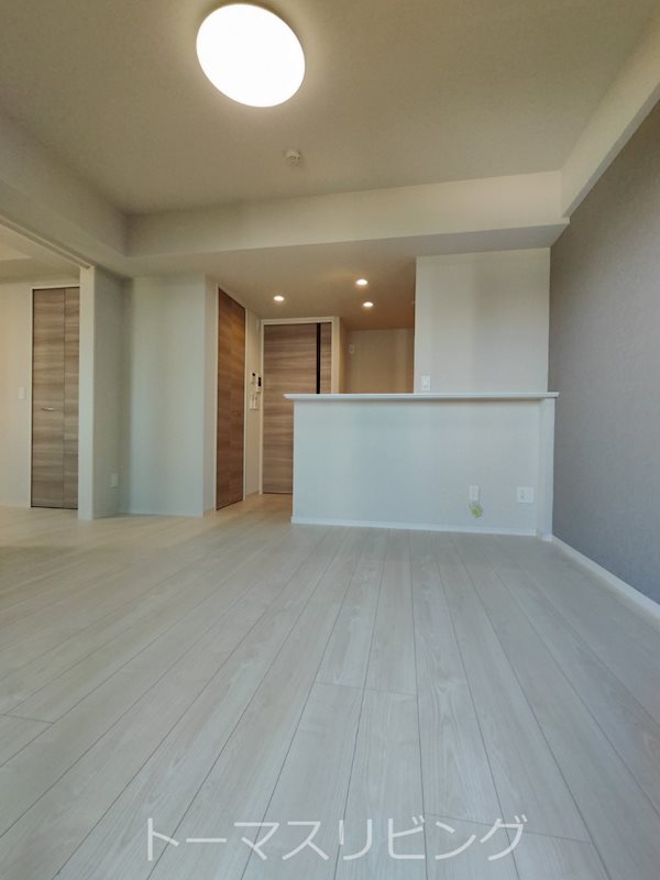 居室・リビング　※別号室の参考写真になります。