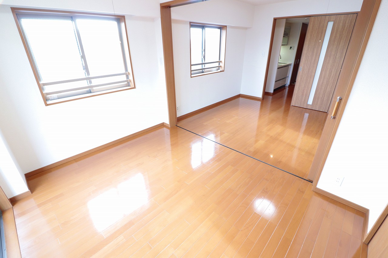 居室・リビング　※同物件、別部屋になります。