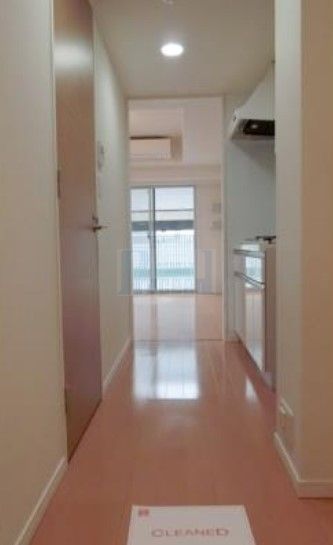 玄関　広々とした玄関部分