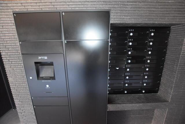 その他設備　ポストと宅配ボックスです