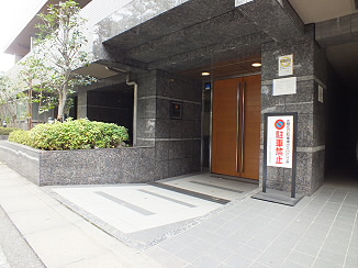 エントランス　★お問い合わせはウィンズ千歳烏山まで★