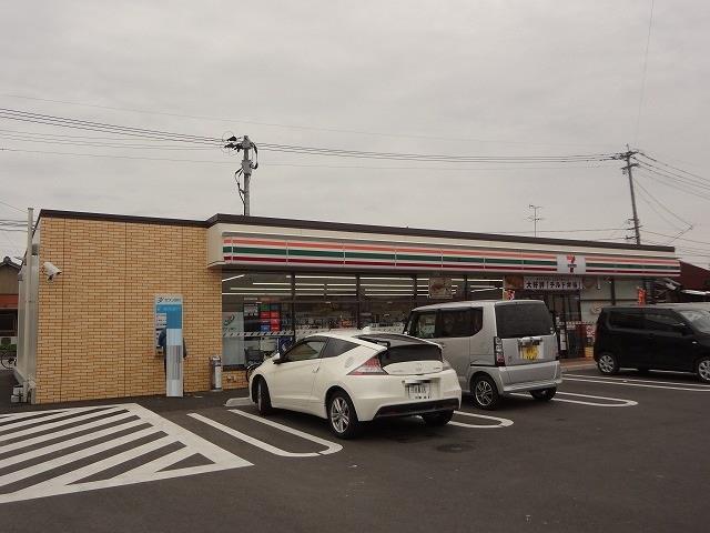 コンビニ　セブン‐イレブン 小竹局入口店（コンビニ）まで1070m