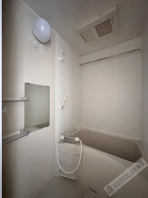 バス・シャワールーム　雨の日も安心な浴室乾燥機