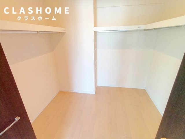 収納　同物件の別部屋になります。