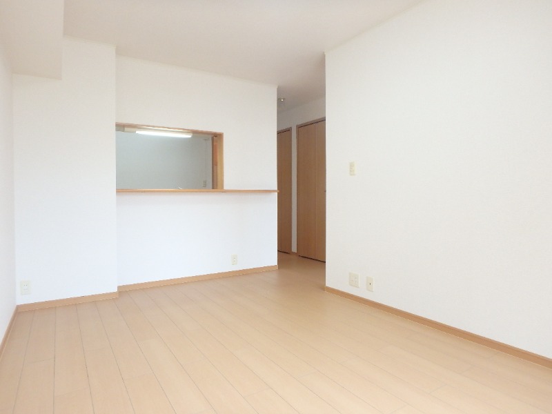 居室・リビング　図面と現状に相違がある場合には現状を優先