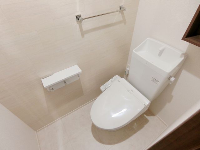 ディーレガシー中百舌鳥のトイレ写真