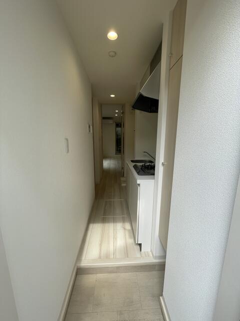 玄関　玄関から室内がみえない間取りです