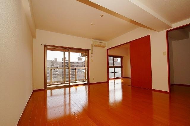 居室・リビング　物件の画像3