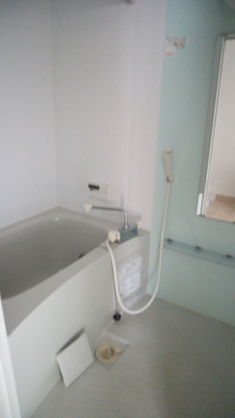 バス・シャワールーム　※別部屋参考写真