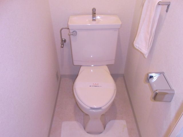 トイレ　別号室参考写真