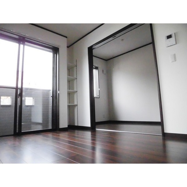 居室・リビング　居室