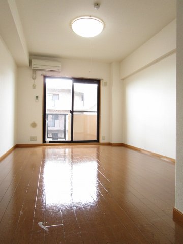 その他部屋・スペース　内装は落ち着いています