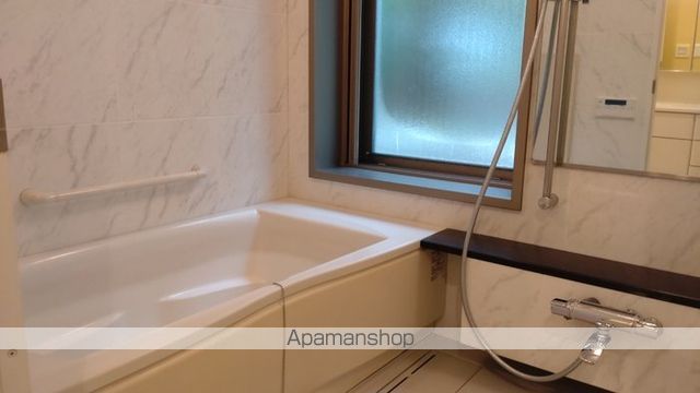 パークシティ成城 Fコートの風呂写真