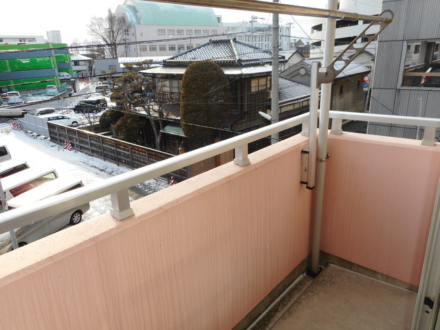 バルコニー　南向きのバルコニー