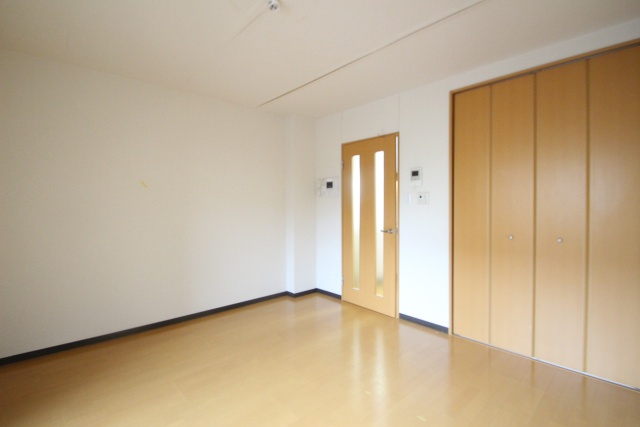 居室・リビング　※別室の参考写真の為、現況優先です。