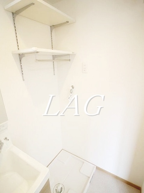 その他設備　室内洗濯機置き場です