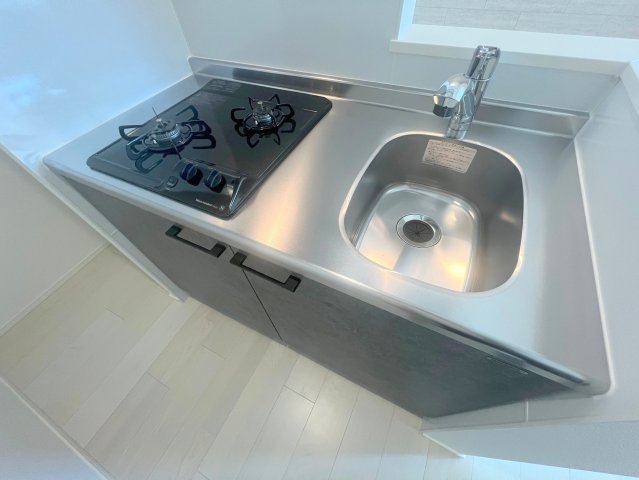 キッチン　作業のしやすい広めのキッチンです。