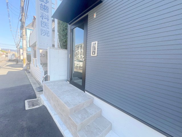 エントランス　綺麗なエントランスです。