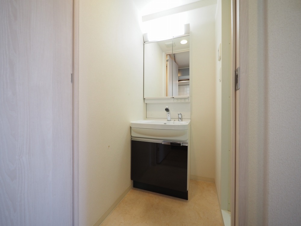 洗面設備　忙しい朝には欠かせない洗面所です