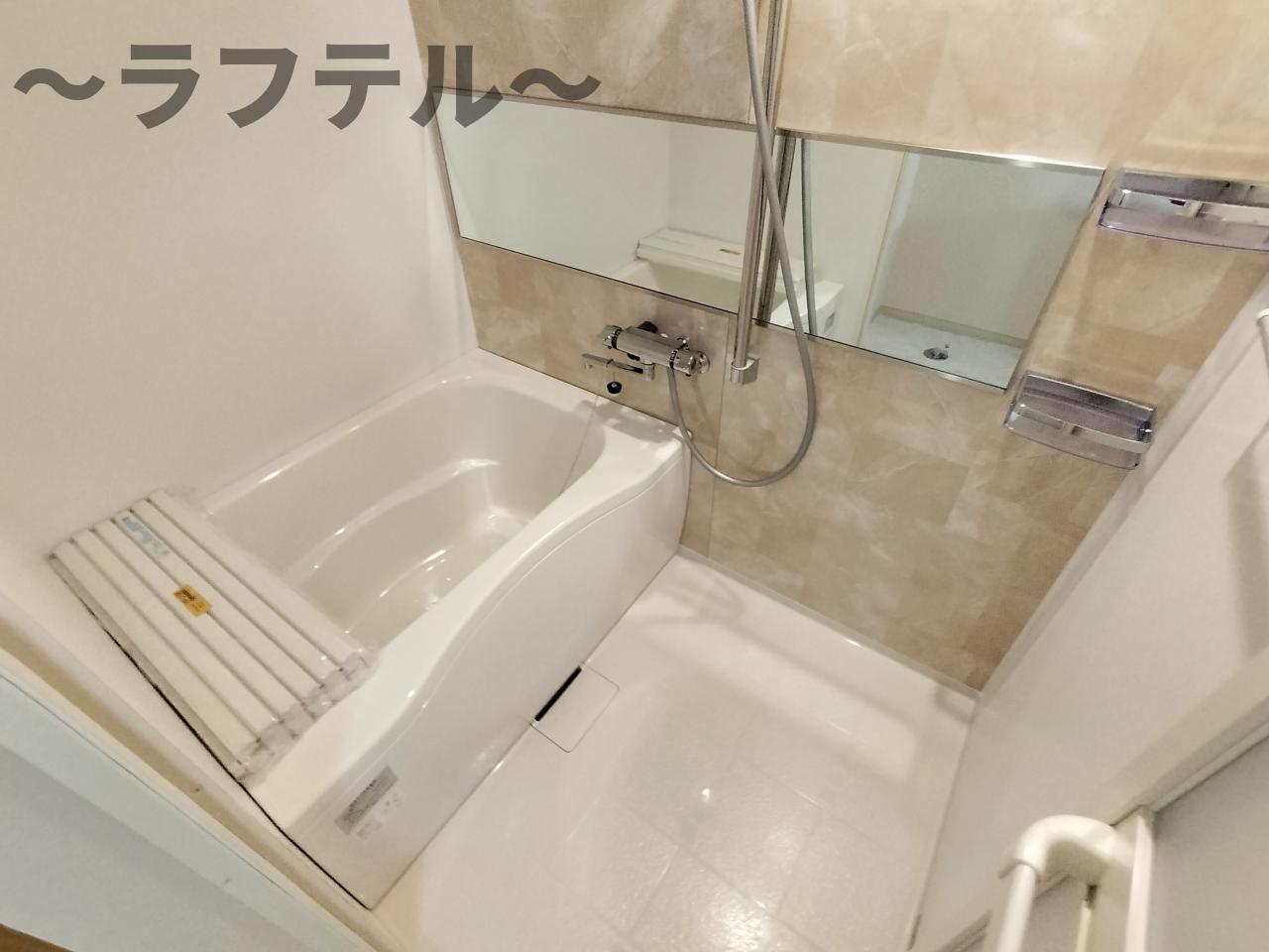 バス・シャワールーム　別部屋イメージ写真