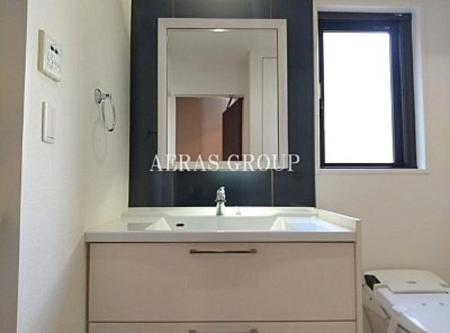 洗面設備　同仕様