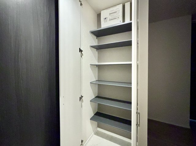 収納