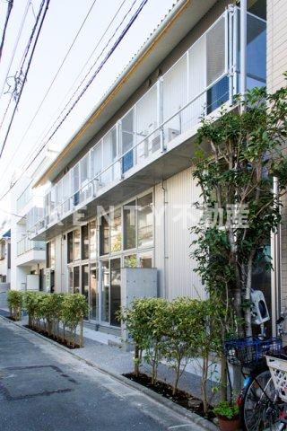 建物外観　落ち着いた雰囲気の外観です
