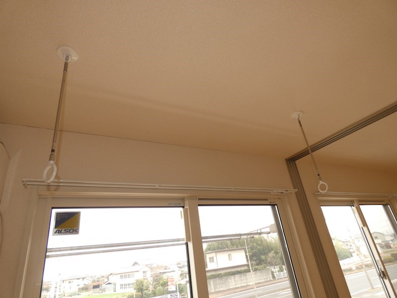 その他設備　室内物干し