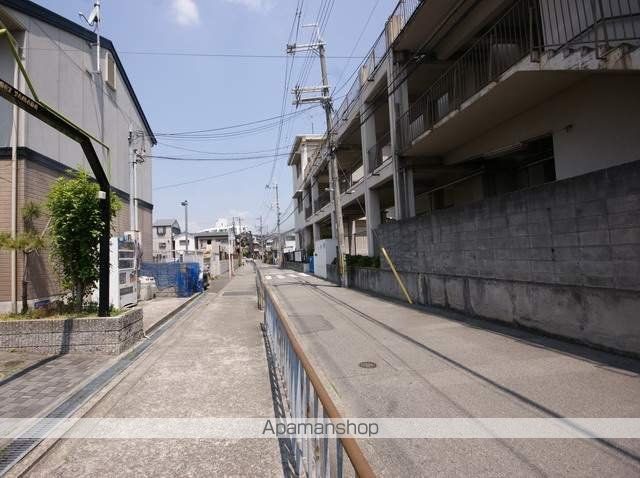 その他　前面道路（その他）まで0m