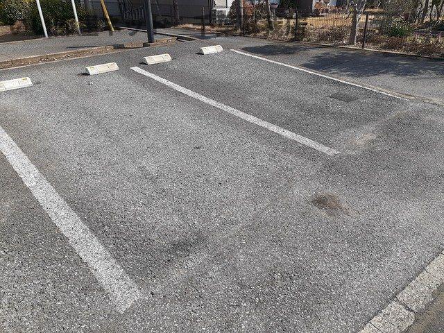 駐車場　駐車場完備です