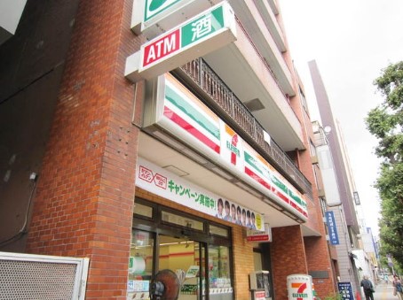 コンビニ　セブンイレブン 台東柳橋2丁目店（コンビニ）まで79m