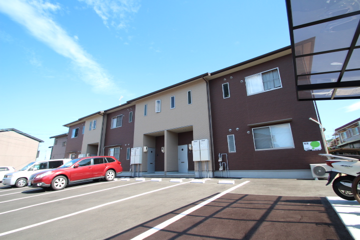 建物外観　Nスタイルホームにお任せ下さい♪